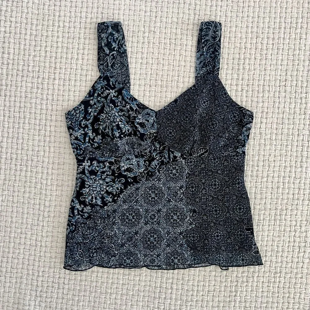 SOLD VINTAGE Tank Top - Picture 2 of 7